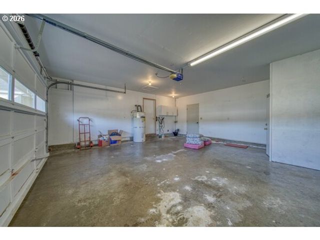 2950 GREENBRIAR St, Reedsport, OR 97467