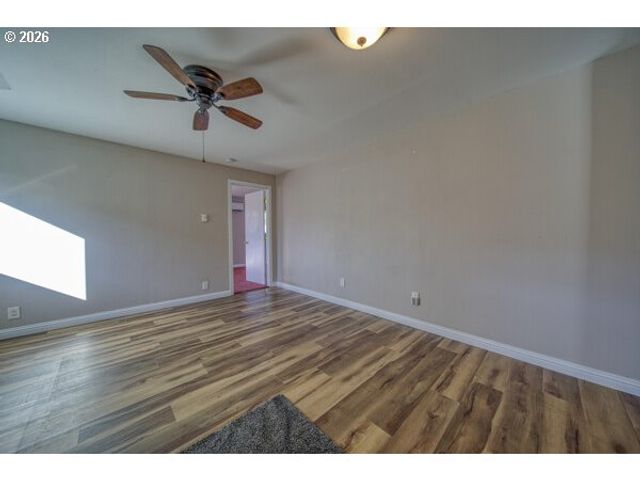 2950 GREENBRIAR St, Reedsport, OR 97467