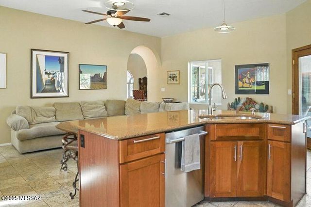 8041 E Alvin Road, Tucson, AZ 85750