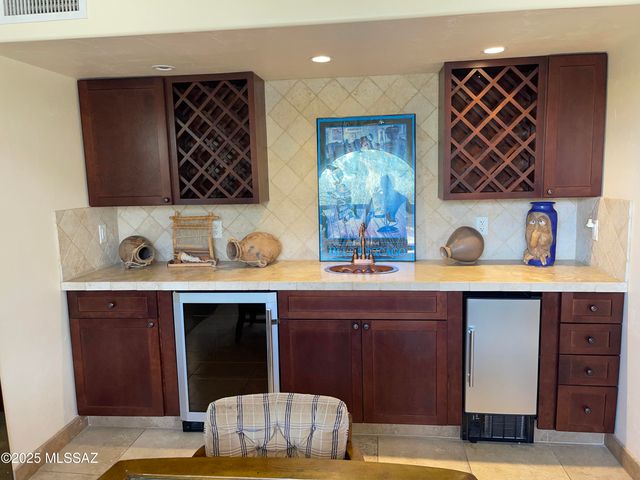 8041 E Alvin Road, Tucson, AZ 85750