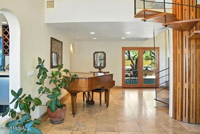 8041 E Alvin Road, Tucson, AZ 85750