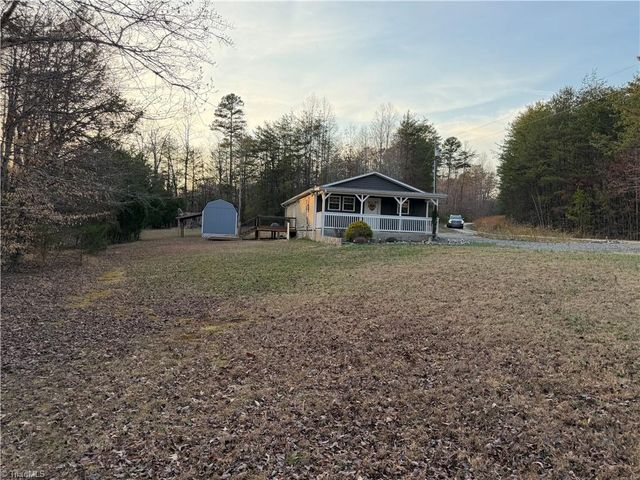 1202 Farm Road, Pilot Mountain, NC 27041
