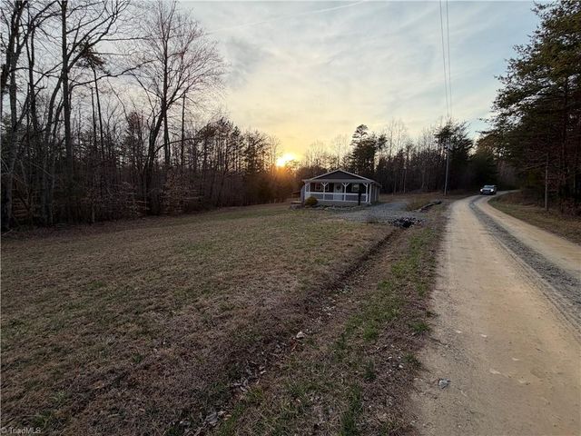 1202 Farm Road, Pilot Mountain, NC 27041