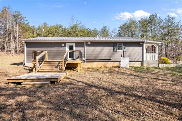 1202 Farm Road, Pilot Mountain, NC 27041