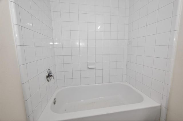 19138 Lakota Drive, Katy, TX 77449