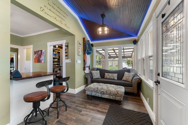 422 Jefferson Avenue, Chesterton, IN 46304