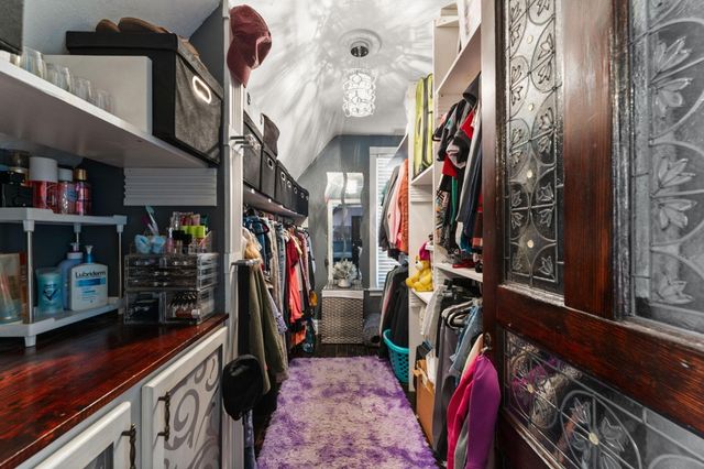 422 Jefferson Avenue, Chesterton, IN 46304