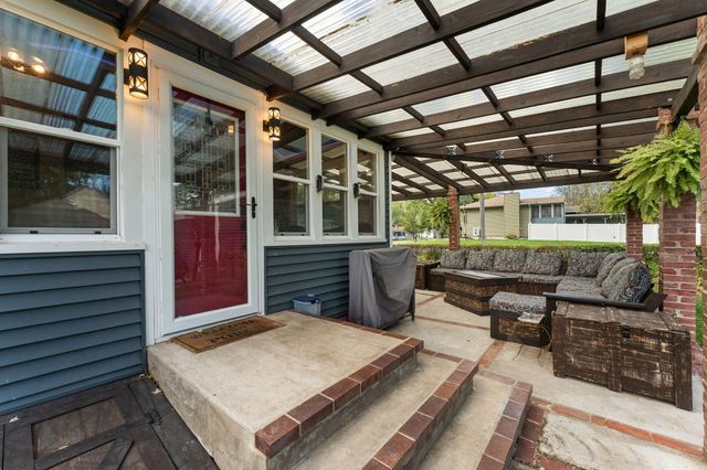 422 Jefferson Avenue, Chesterton, IN 46304