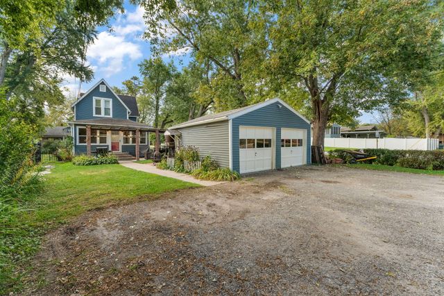 422 Jefferson Avenue, Chesterton, IN 46304