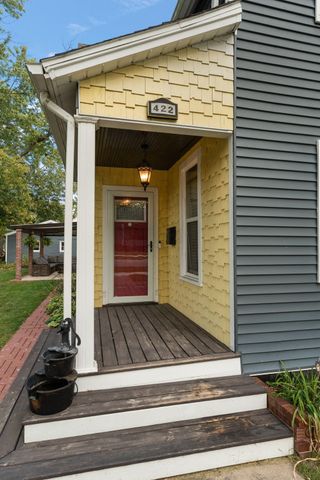 422 Jefferson Avenue, Chesterton, IN 46304