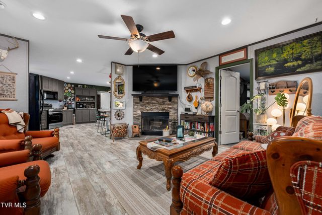 326 Grindstaff Road, Butler, TN 37640