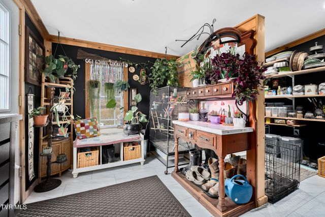 326 Grindstaff Road, Butler, TN 37640