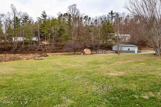 326 Grindstaff Road, Butler, TN 37640