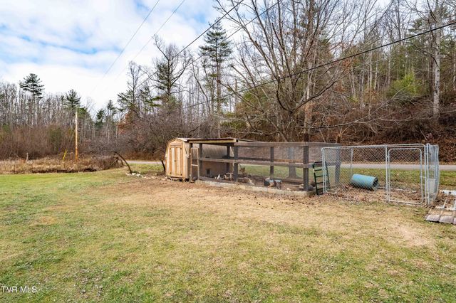 326 Grindstaff Road, Butler, TN 37640