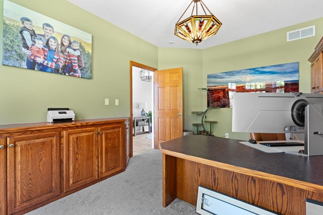 1653 Bear Meadow Lane SE, Rochester, MN 55904