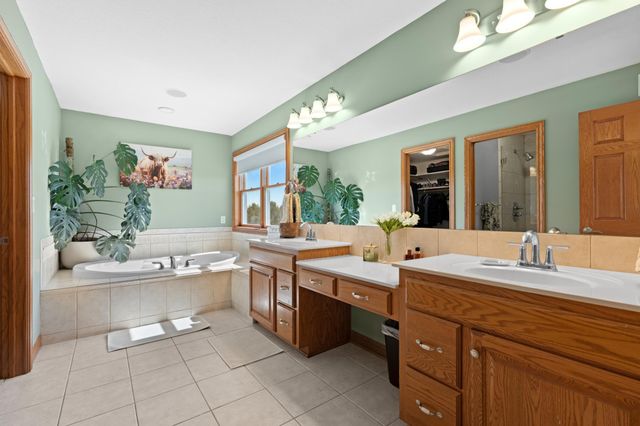 1653 Bear Meadow Lane SE, Rochester, MN 55904