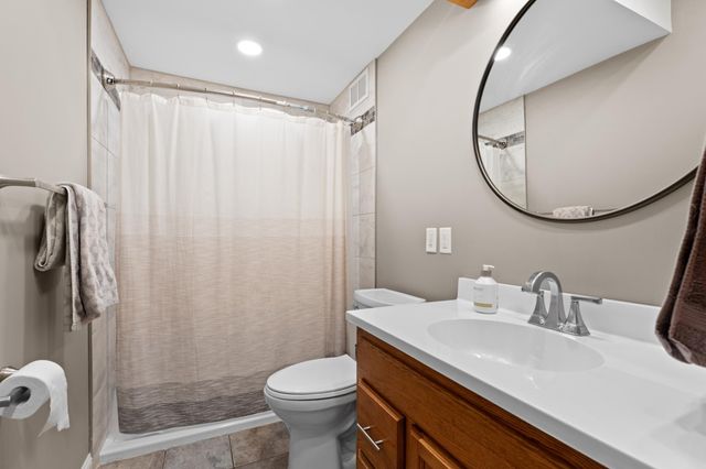 1653 Bear Meadow Lane SE, Rochester, MN 55904