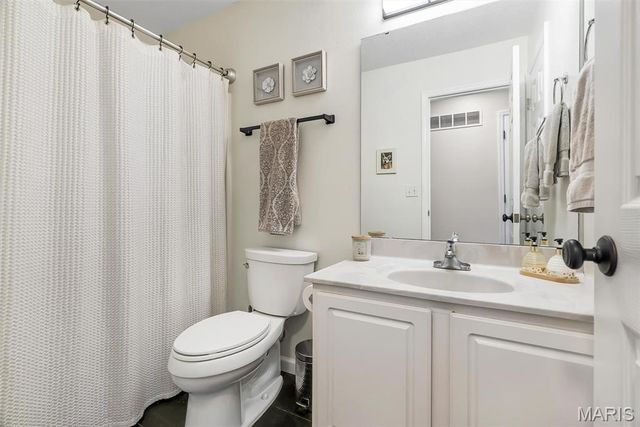 2253 Fairway, High Ridge, MO 63049