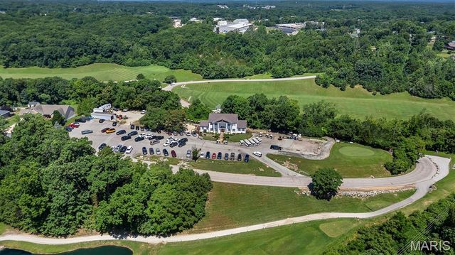 2253 Fairway, High Ridge, MO 63049