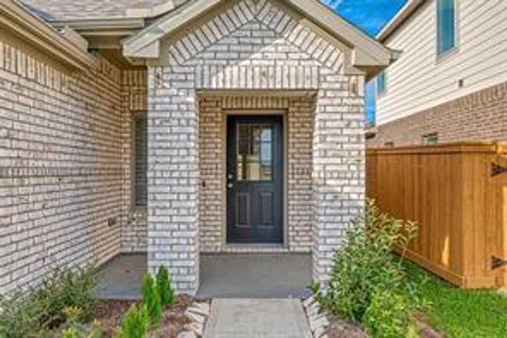 21630 Sandy Dune Drive, Cypress, TX 77433