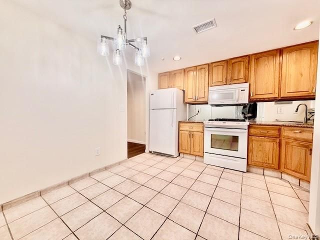 155 Golf Lane, Medford, NY 11763