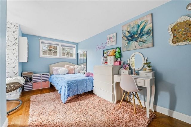 2 Clinton Ter, Kingston, MA 02364