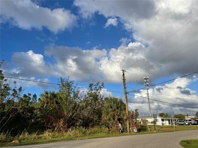 108 BARRE DRIVE NW, Port Charlotte, FL 33952