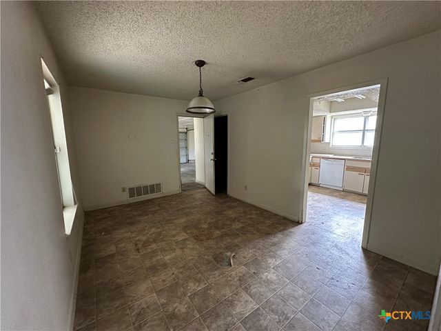 1612 Tanglewood Drive, Harker Heights, TX 76548
