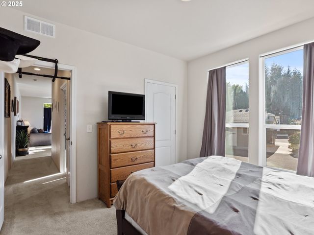 9700 Sw Tualatin Rd 12, Tualatin, OR 97062