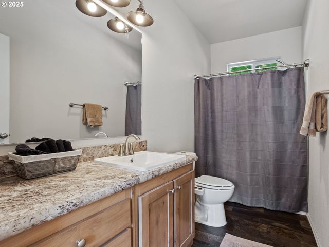 9700 Sw Tualatin Rd 12, Tualatin, OR 97062