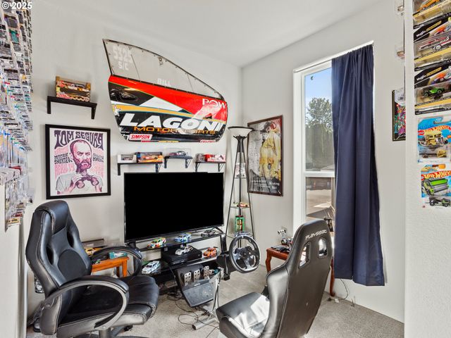 9700 Sw Tualatin Rd 12, Tualatin, OR 97062