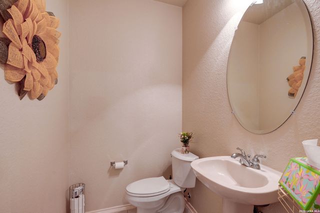 55 Amber forest, San Antonio, TX 78232