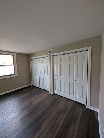 1756 Fayette C, Hoffman Estates, IL 60169