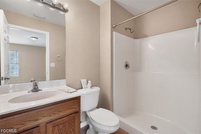 5257 Leeds RD, Fort Myers, FL 33907