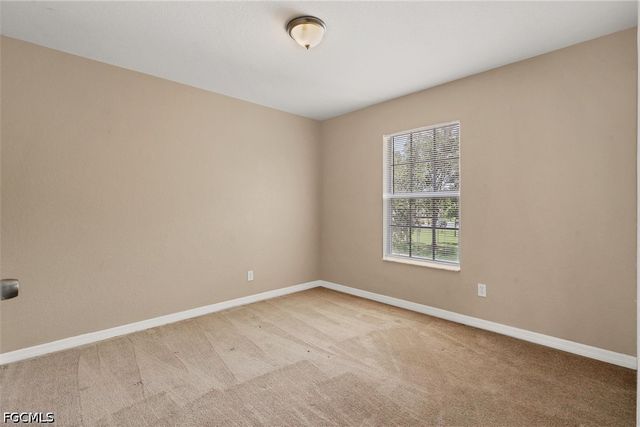 5257 Leeds RD, Fort Myers, FL 33907