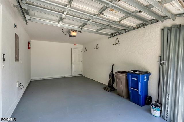 5257 Leeds RD, Fort Myers, FL 33907