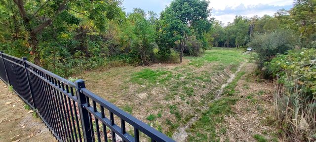 51 Levanno Drive, Crown Point, IN 46307