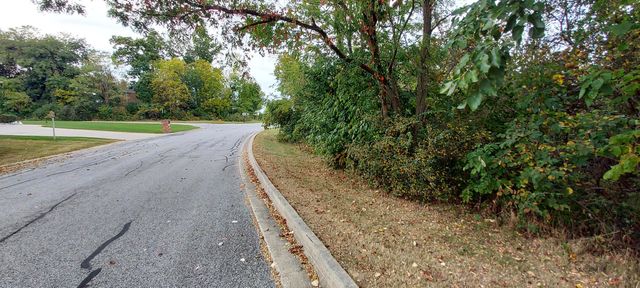 51 Levanno Drive, Crown Point, IN 46307
