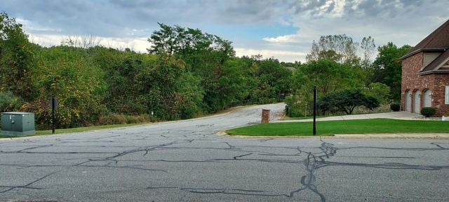 51 Levanno Drive, Crown Point, IN 46307