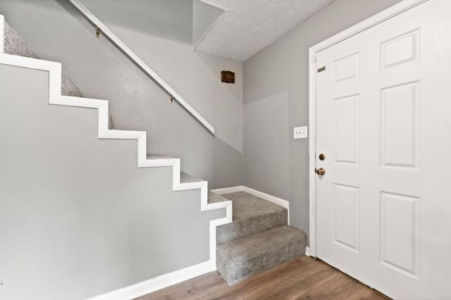 697 Oaklawn Circle, Corbin, KY 40701
