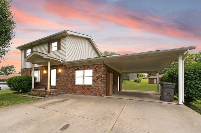 697 Oaklawn Circle, Corbin, KY 40701
