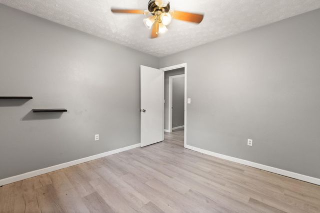 697 Oaklawn Circle, Corbin, KY 40701
