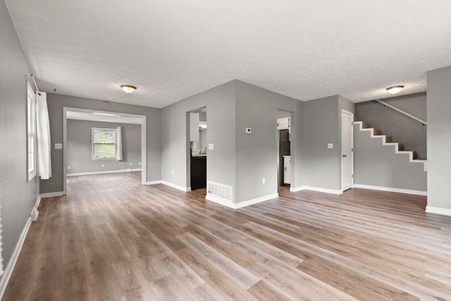 697 Oaklawn Circle, Corbin, KY 40701