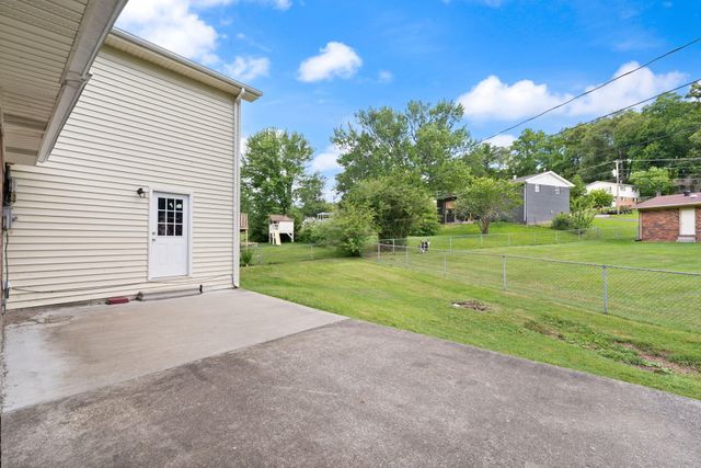 697 Oaklawn Circle, Corbin, KY 40701