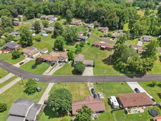 697 Oaklawn Circle, Corbin, KY 40701
