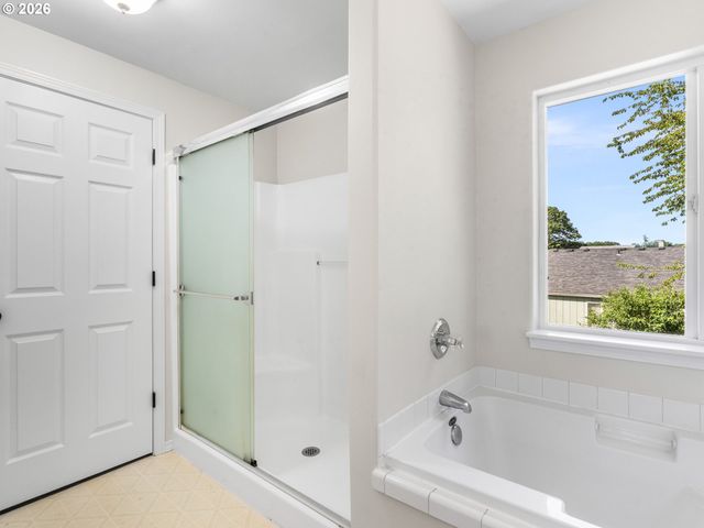 59375 ALDERWOOD Dr, St Helens, OR 97051