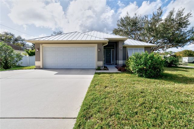 402 Toledo Street, Sebastian, FL 32958