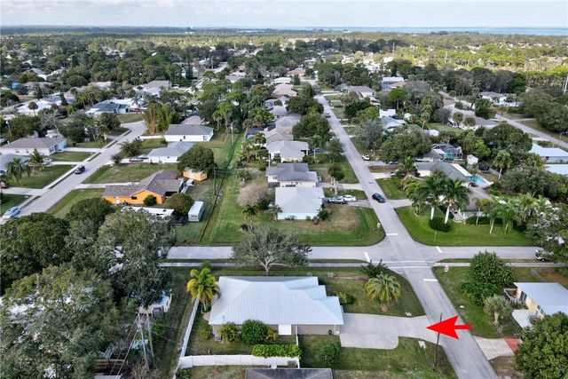 402 Toledo Street, Sebastian, FL 32958