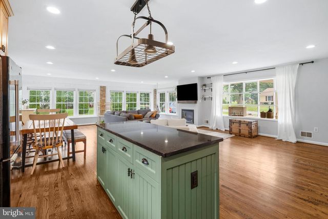 7902 JUNIPER DR, Frederick, MD 21702