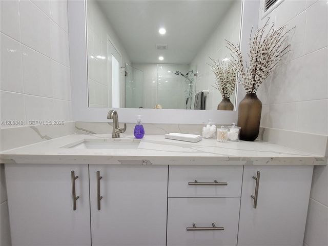 3505 S Ocean Dr 1203, Hollywood, FL 33019